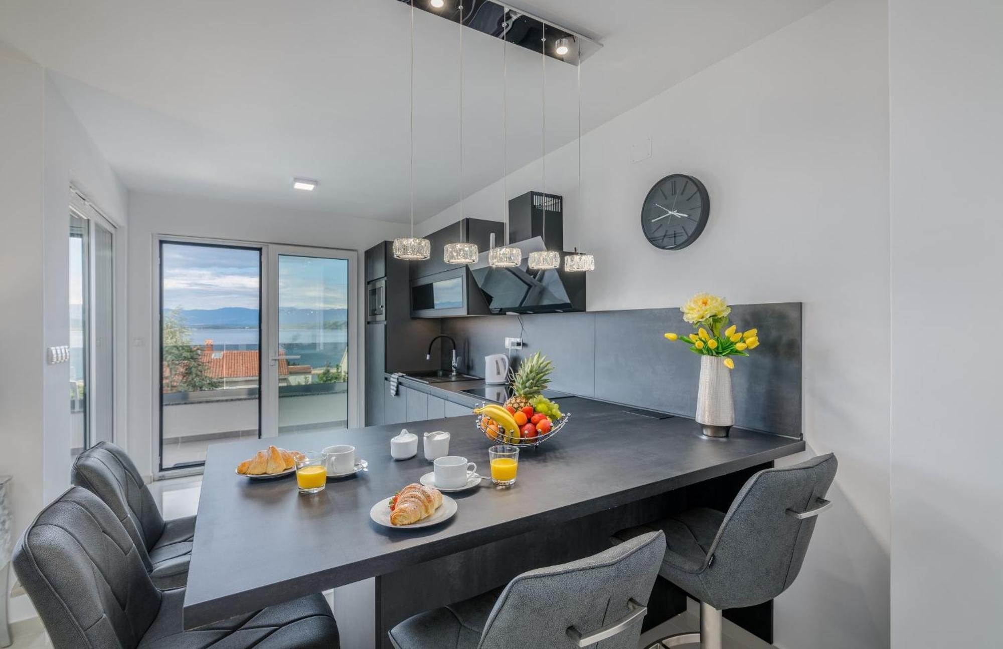 Apartments Elle Luxury Vantacici Malinska Room photo